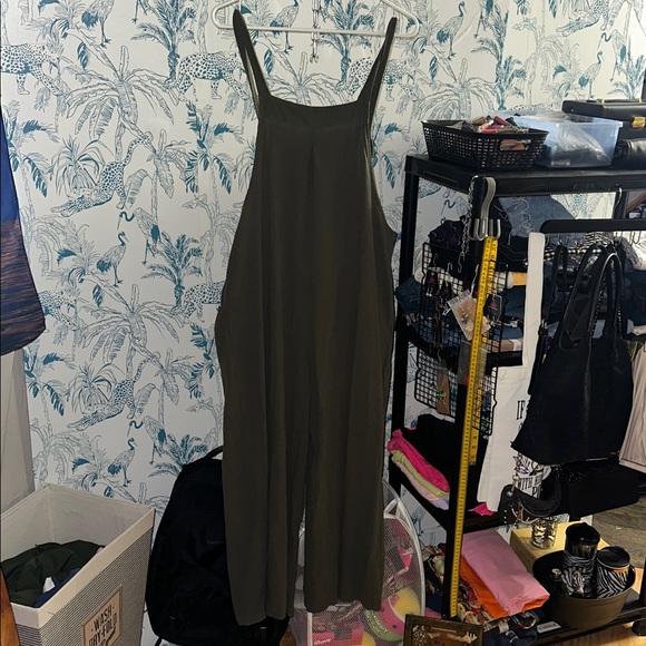 Stylish Olive Green Women's Jumpsuit - Picture 2 of 2